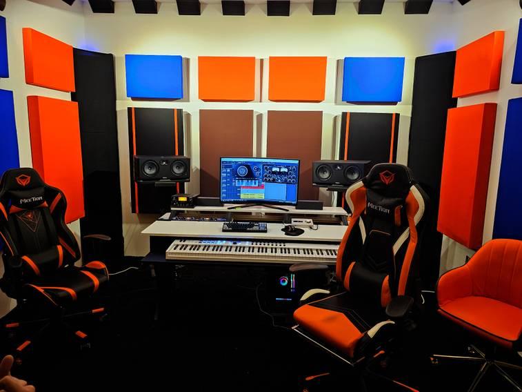 Music Recording Studio — photo 6