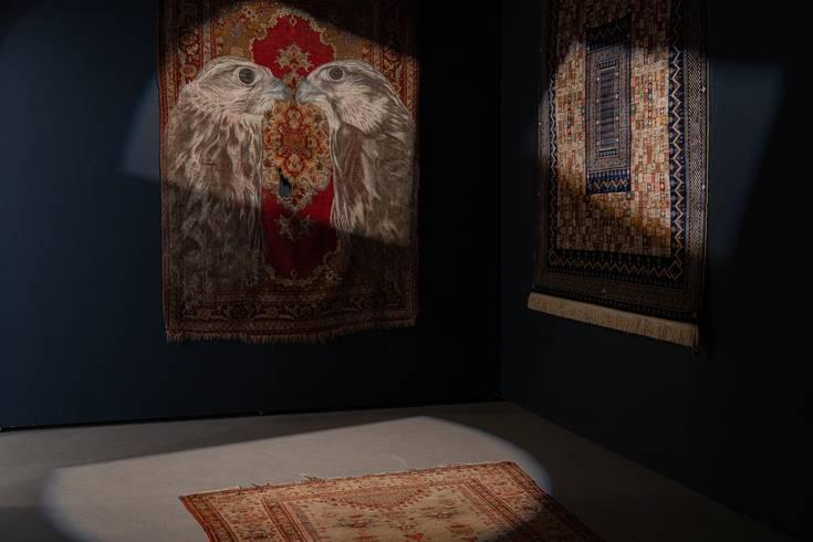 Artsy High-End Rugs Showroom for Contemporary Events and Photoshoot Projects — photo 7