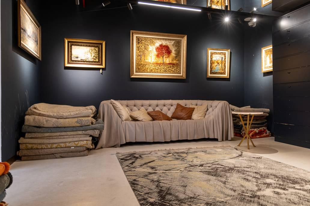 Artsy High-End Rugs Showroom for Contemporary Events and Photoshoot Projects — photo 22