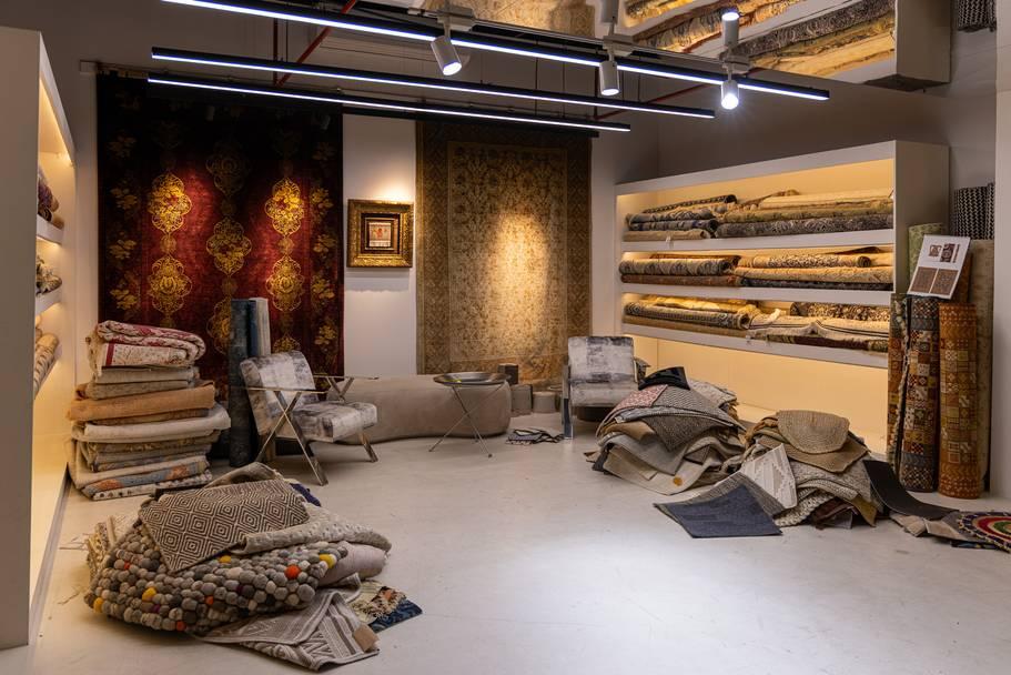 Artsy High-End Rugs Showroom for Contemporary Events and Photoshoot Projects — photo 23
