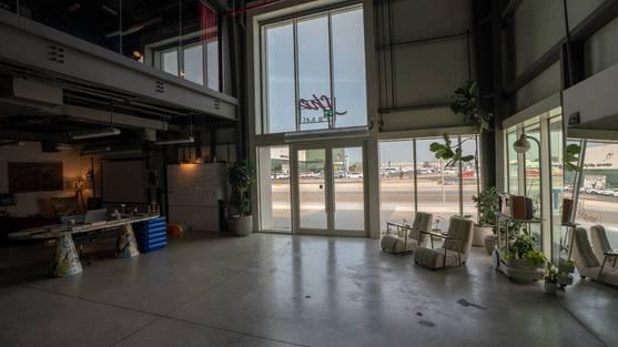 Artsy Space for Photoshoots and Video Production — photo 3