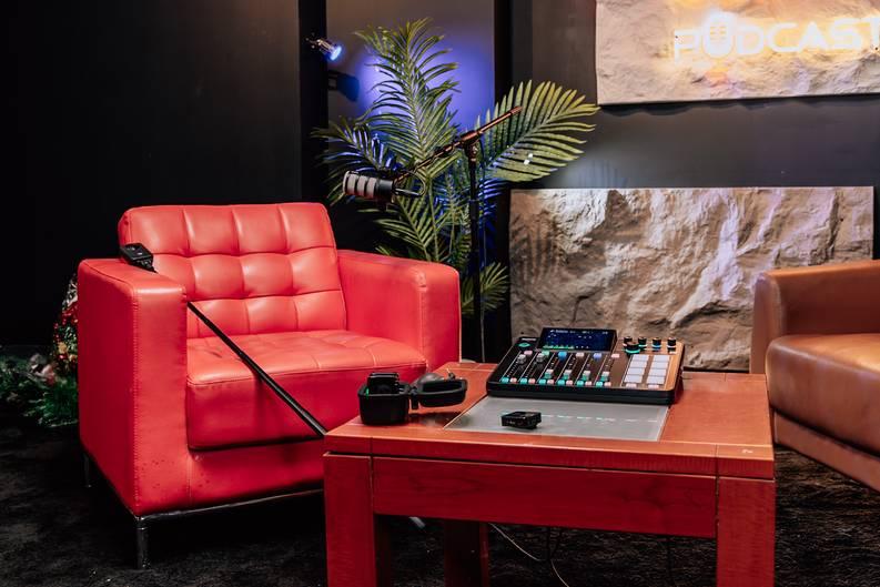 Fully Equipped Podcast Studio with Editing Service in Business Bay 3