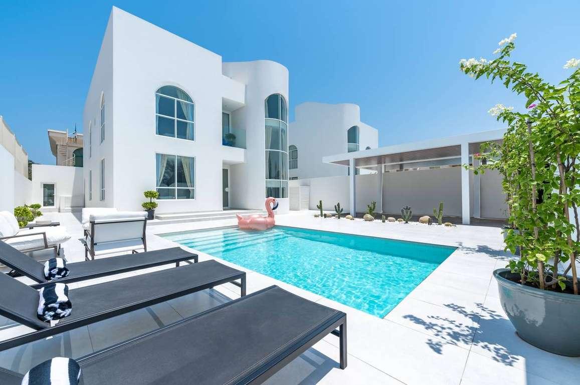 Mykonos-Inspired Luxury 4 BR | Private Pool Villa Near Burj Al Arab 1