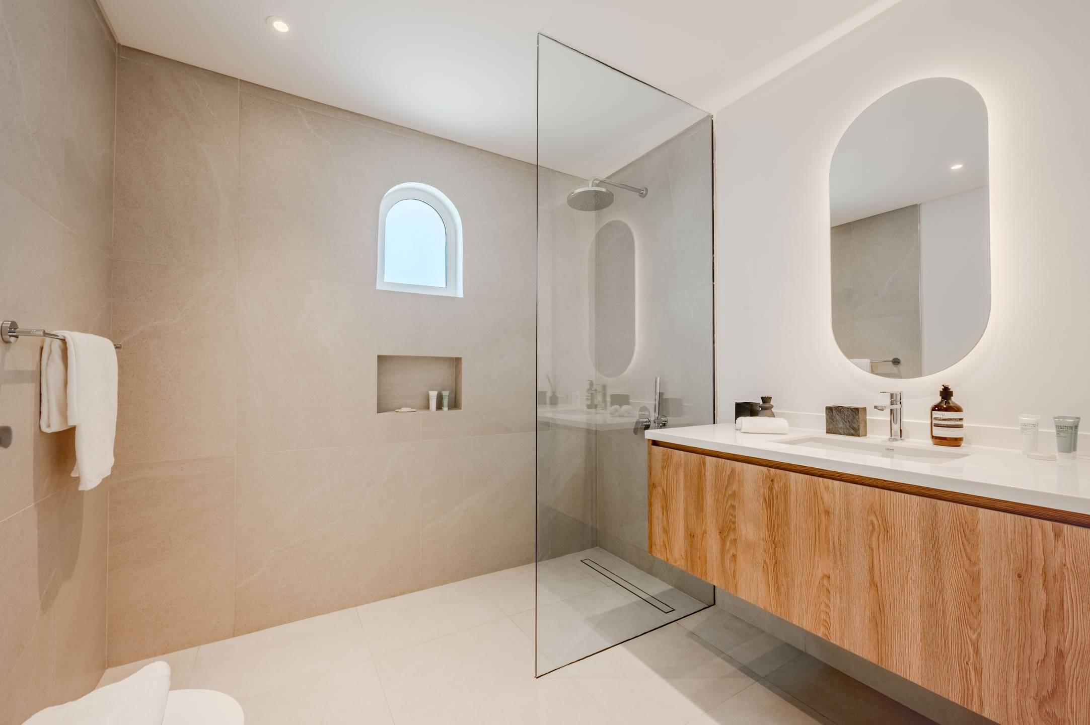 Mykonos-Inspired Luxury 4 BR | Private Pool Villa Near Burj Al Arab — photo 15