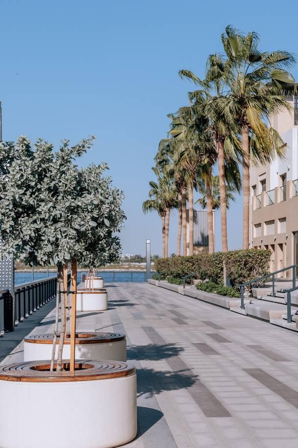An Elegant Waterfront Residence in Jaddaf — photo 7