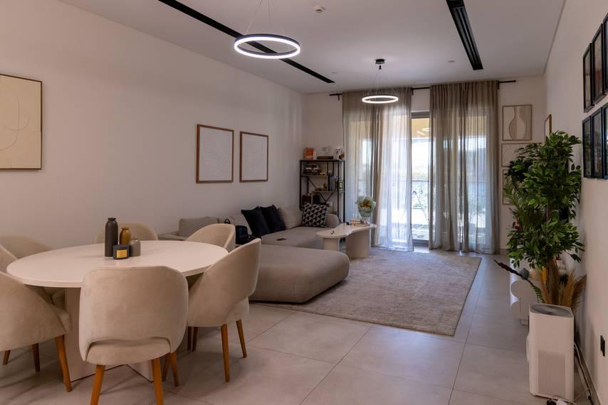 An Elegant Waterfront Residence in Jaddaf — photo 10