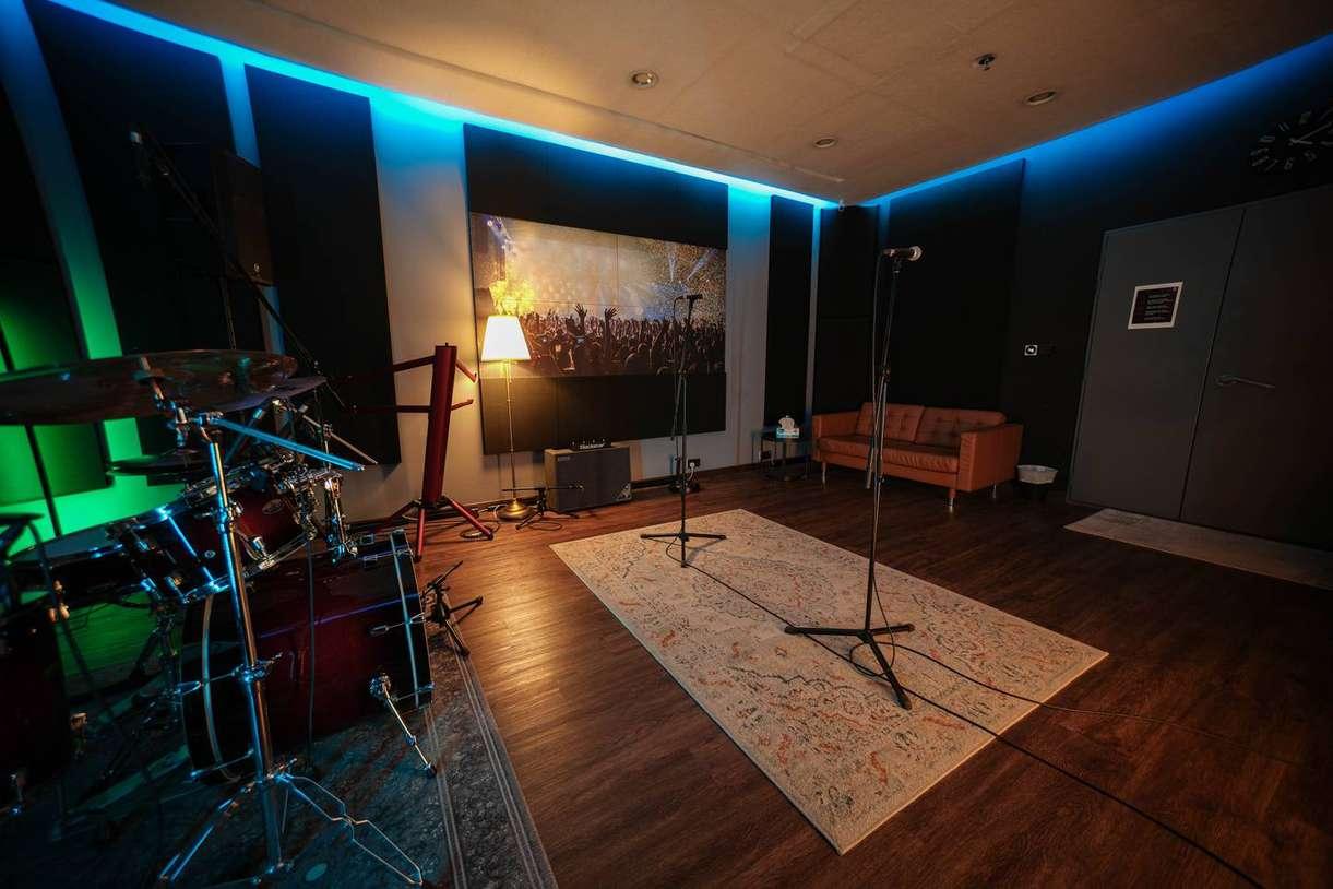 Music Recording and Rehearsal Studio — photo 3