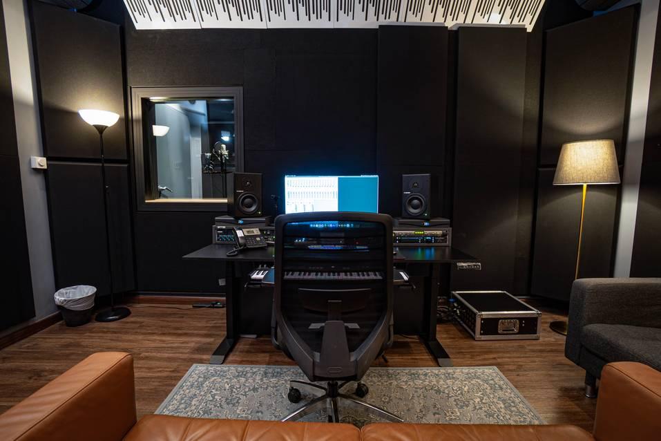 Professional Music and Post-Production Studio — photo 3