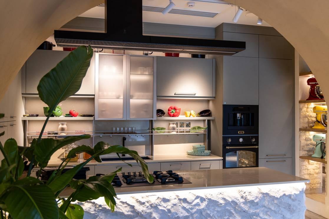 Fully Equipped Kitchen Studio with Cooking Stations, Private Dining Space for Workshops, Shoots and Dining Experience, — photo 8