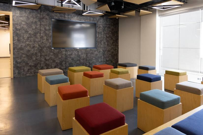 Arena, Podium Stage for Elite Events, Workshops, Networking and Meetups 2