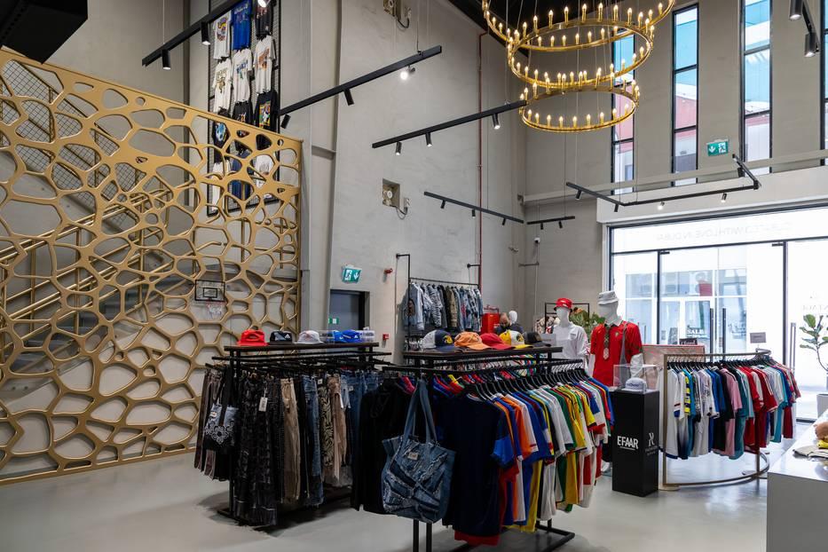 Fashion Showroom with Cafe Space in Al Quoz for Events, Photoshoot Projects and Activations - Ground Floor — photo 17