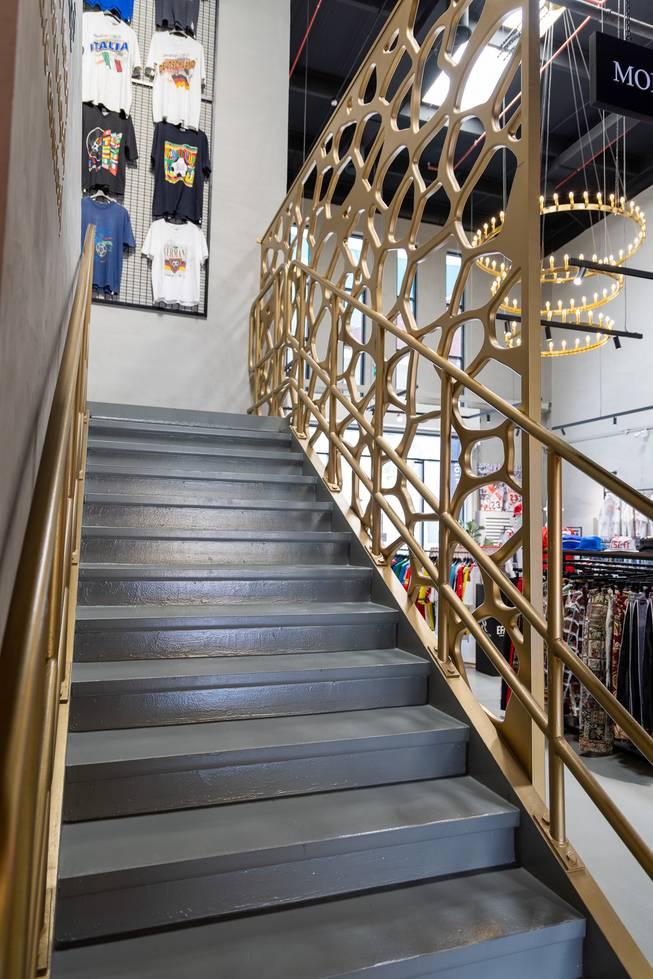 Upper floor Fashion Showroom with Cafe Space - Perfect for Events and Creative Shoots — photo 28