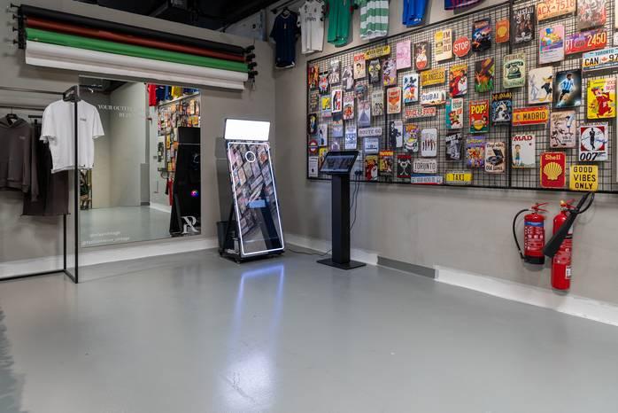 Upper floor Fashion Showroom with Cafe Space - Perfect for Events and Creative Shoots — photo 10