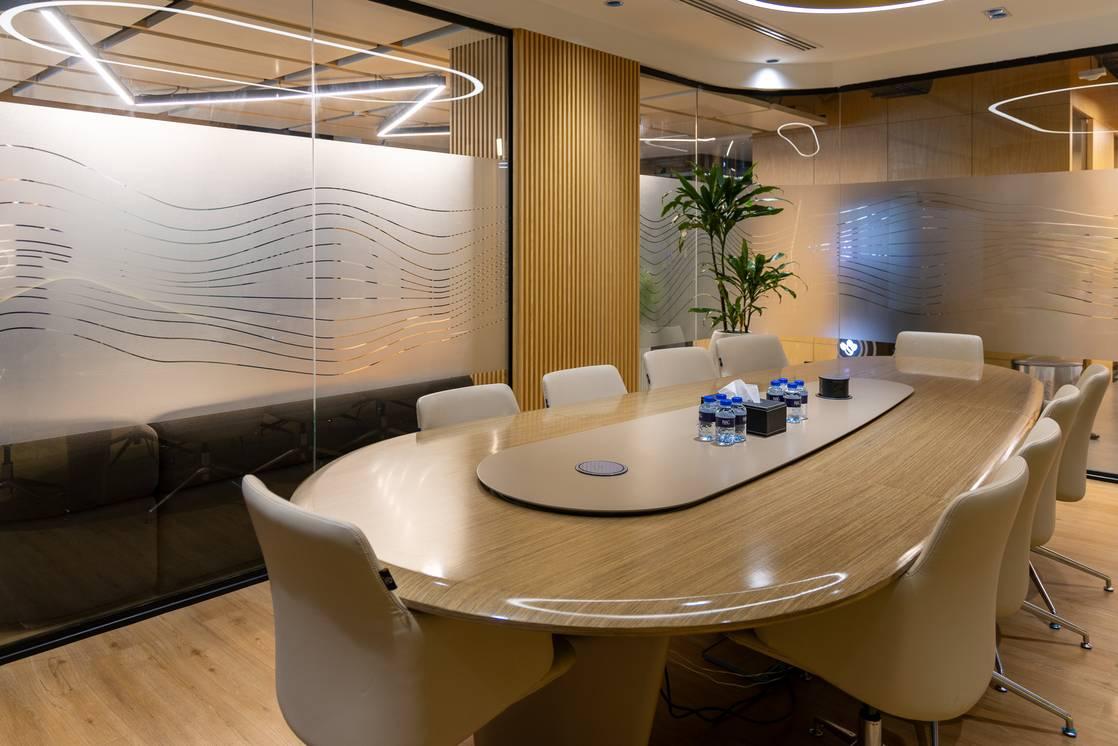 Meeting Room for 10 People, Private Meetings and Workshops or Content Creation — main photo