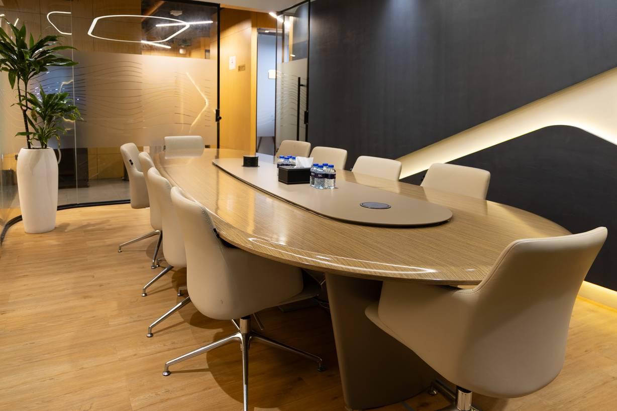 Meeting Room for 10 People, Private Meetings and Workshops or Content Creation — photo 5