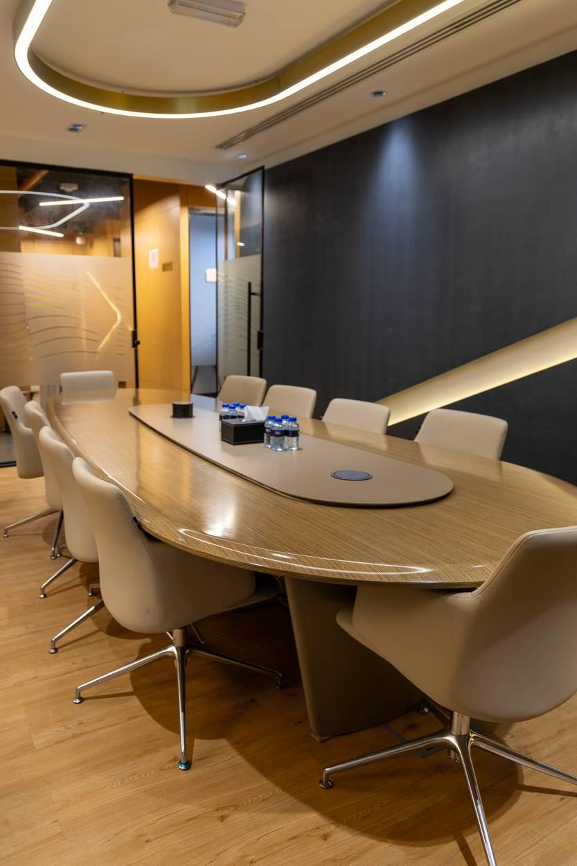 Meeting Room for 10 People, Private Meetings and Workshops or Content Creation — photo 4