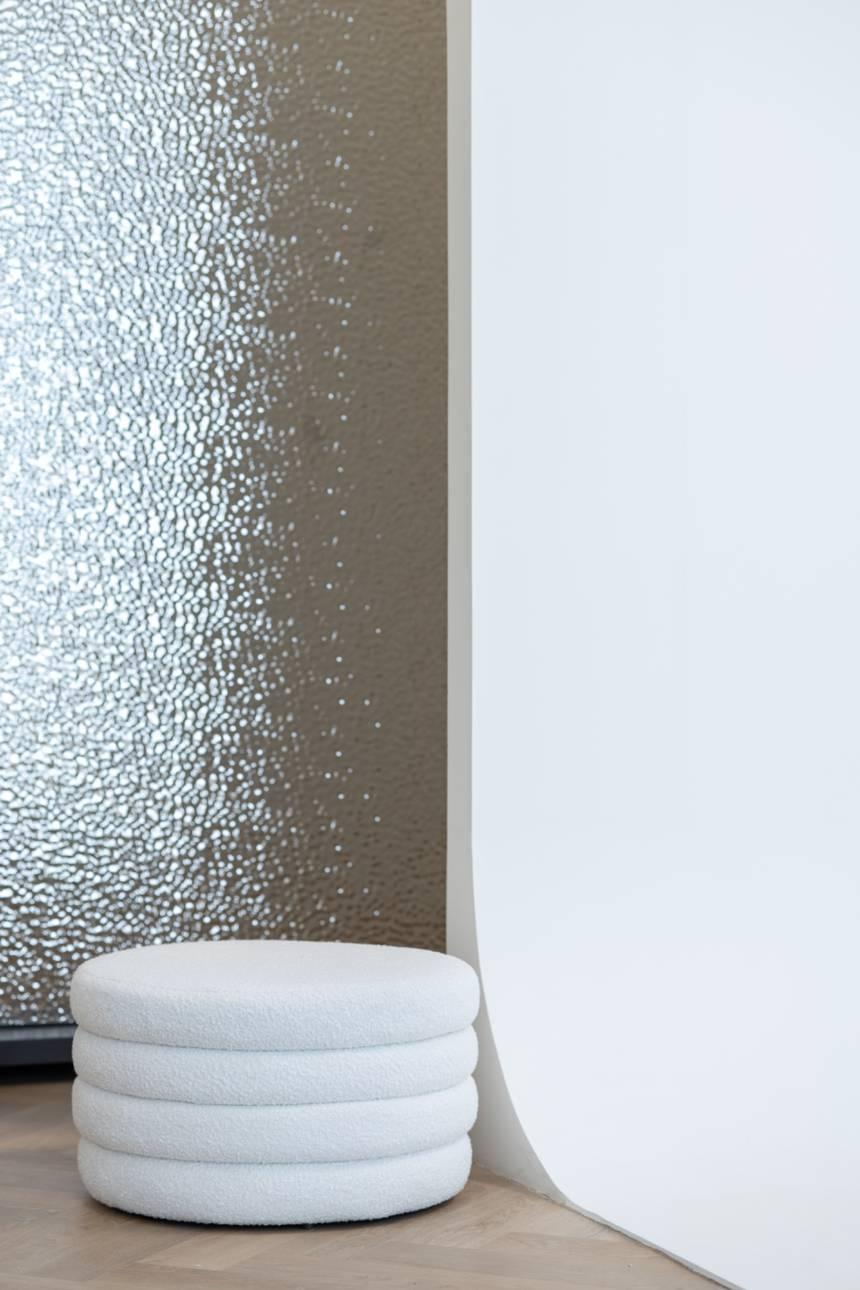 Premium Natural Light with white Cyclorama Photo Studio in Dubai — photo 3