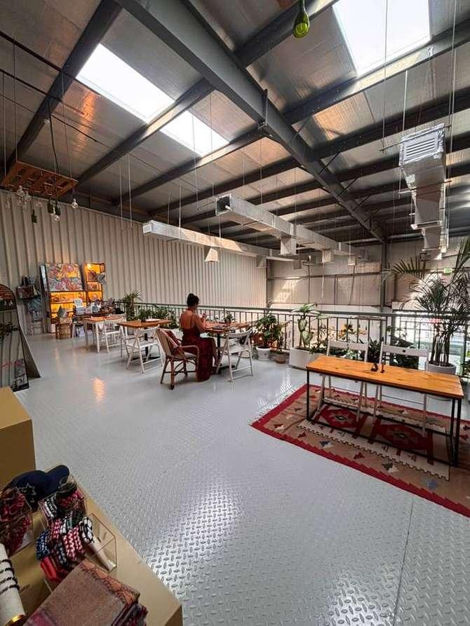 Fully Private Spacious Two Story Creative Al Quoz Warehouse — photo 4