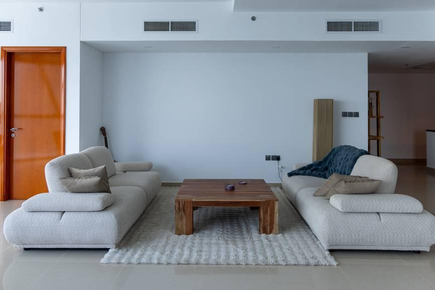 Chic DIFC Apartment | Natural Light | Media Ready — photo 3