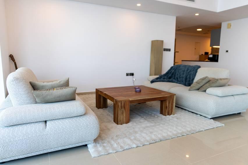 Chic DIFC Apartment | Natural Light | Media Ready — photo 4