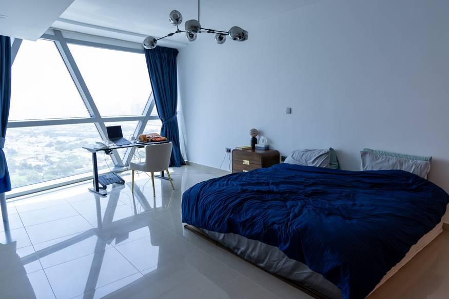 Chic DIFC Apartment | Natural Light | Media Ready — photo 7