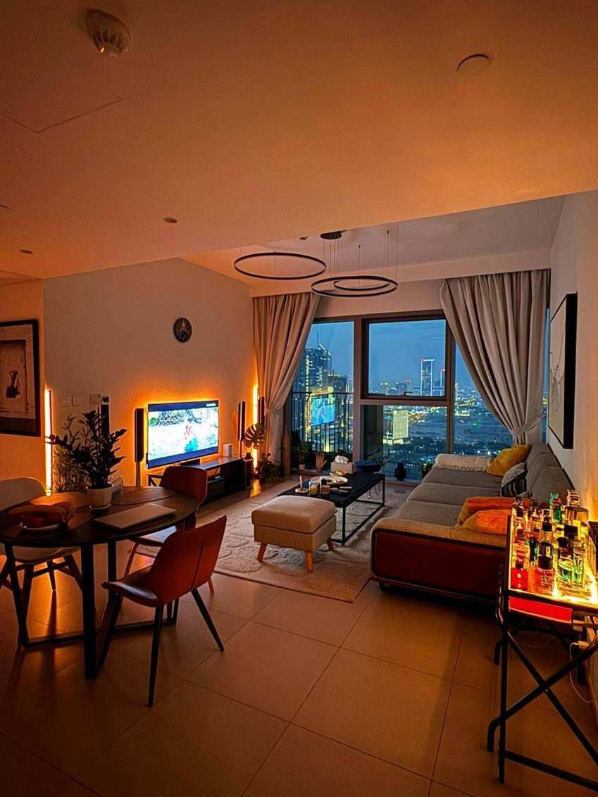 Chic 1-Bedroom Apartment with Natural Light, Elegant Furniture for Photoshoot and Content Creation — photo 6