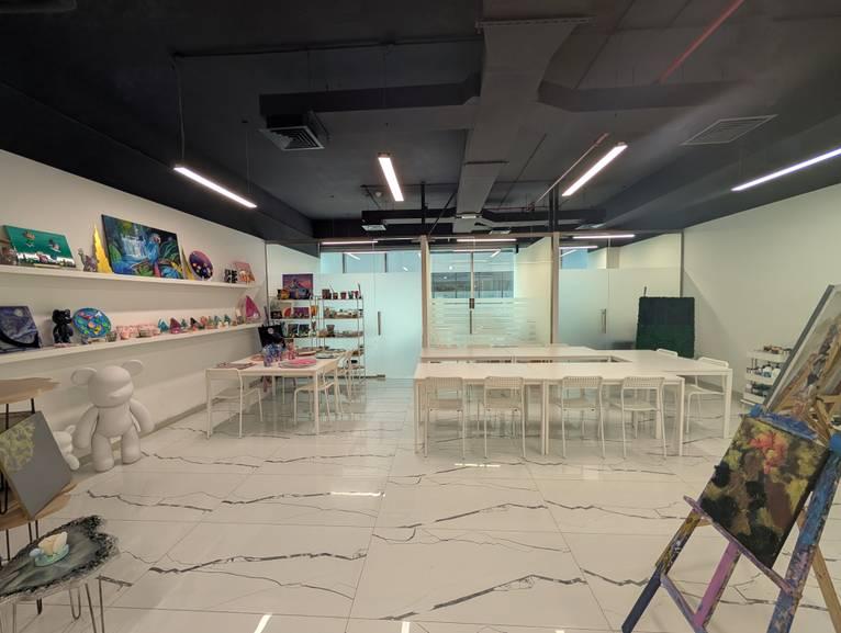 Boutique Art Studio for Painting Workshops and Events 3