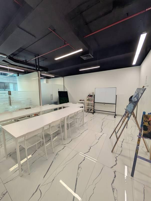 Boutique Art Studio for Painting Workshops and Events 4