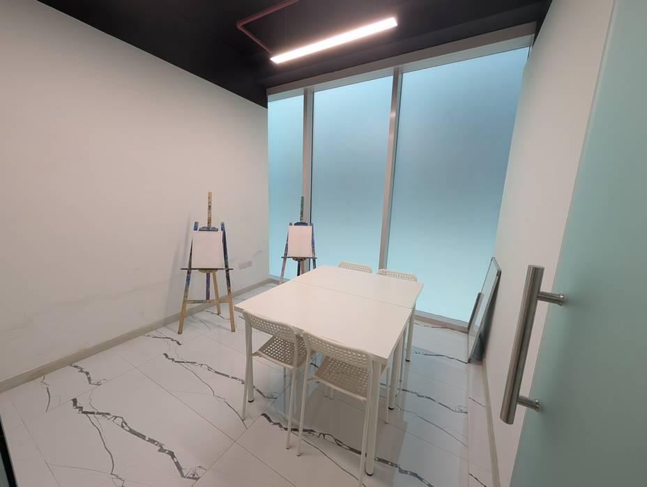 Boutique Creative Studio for Painting Workshops - Room 1 4