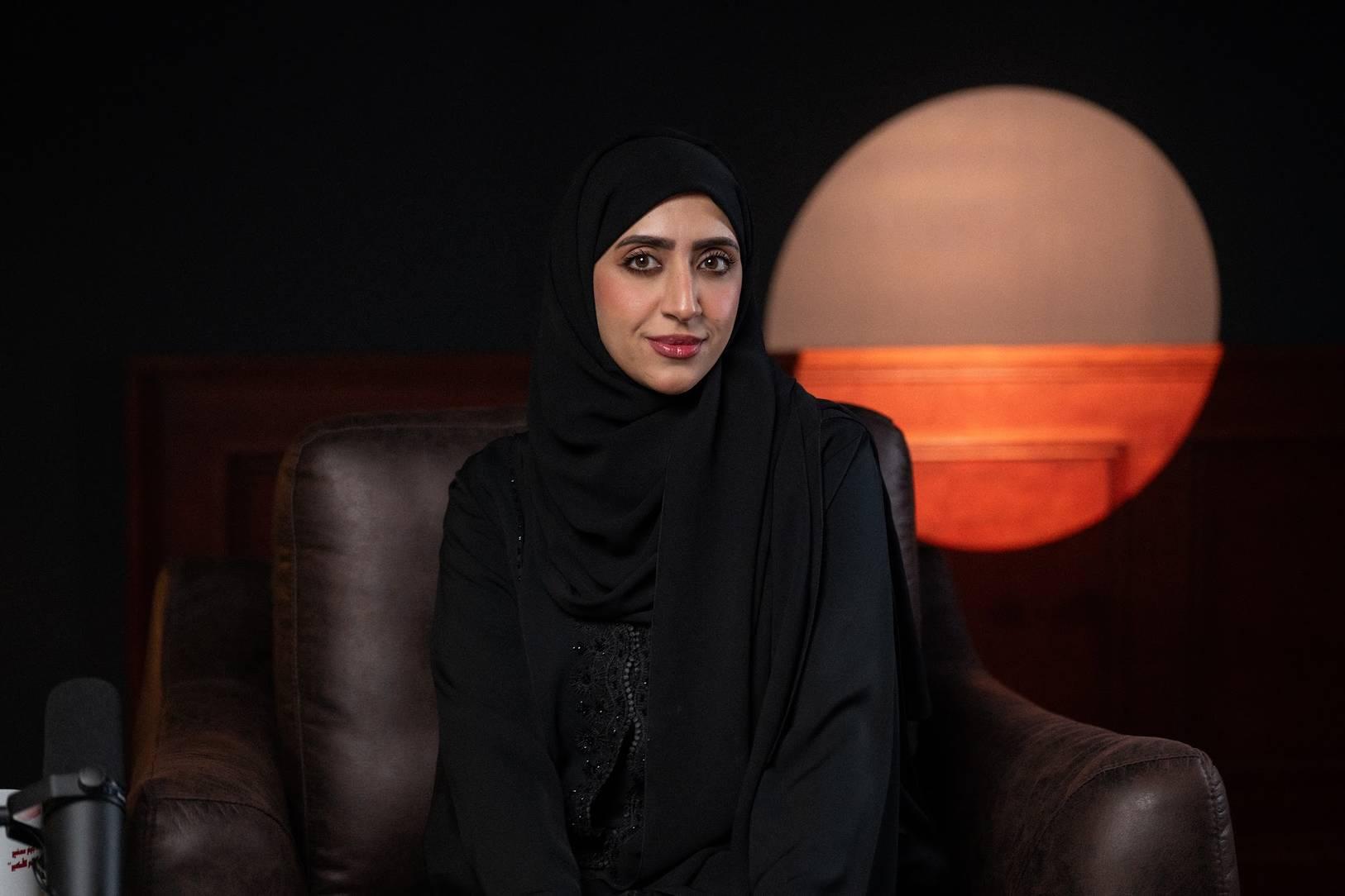 Library Oryx Colour-Changing Podcast Desk Studio, Al Mamzar Dubai — photo 8