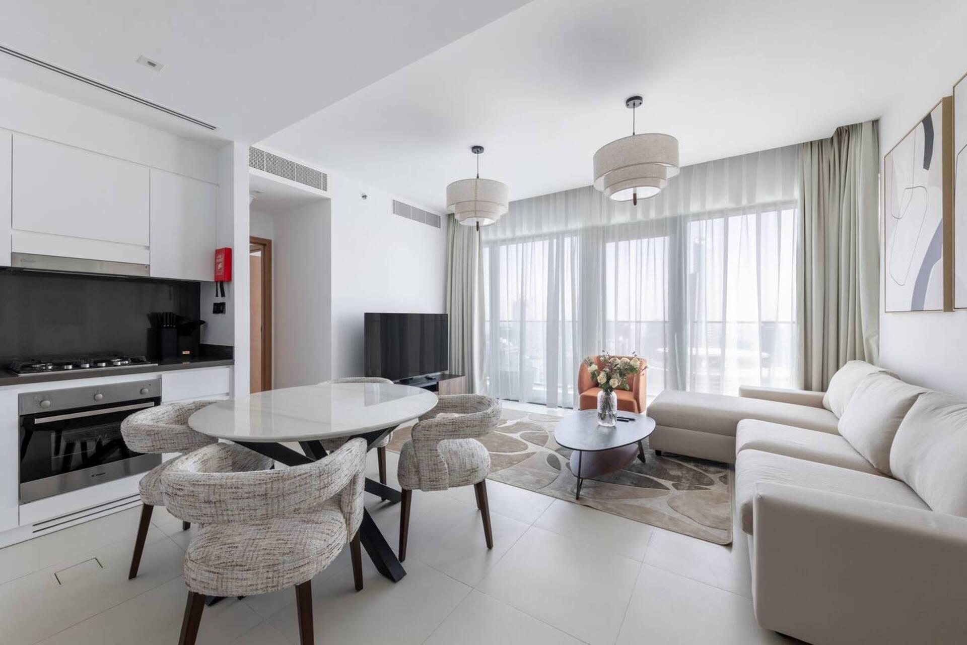 48th-Floor Marina View 1BR Apartment in Dubai Marina — photo 2