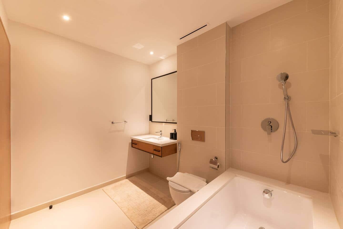 48th-Floor Marina View 1BR Apartment in Dubai Marina — photo 31