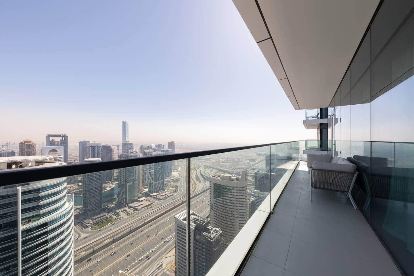 48th-Floor Marina View 1BR Apartment in Dubai Marina — photo 32