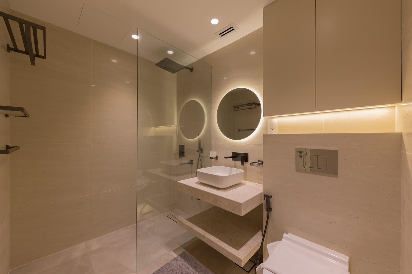Top-Floor 2BR JBR Apartment with Full Marina View — photo 15