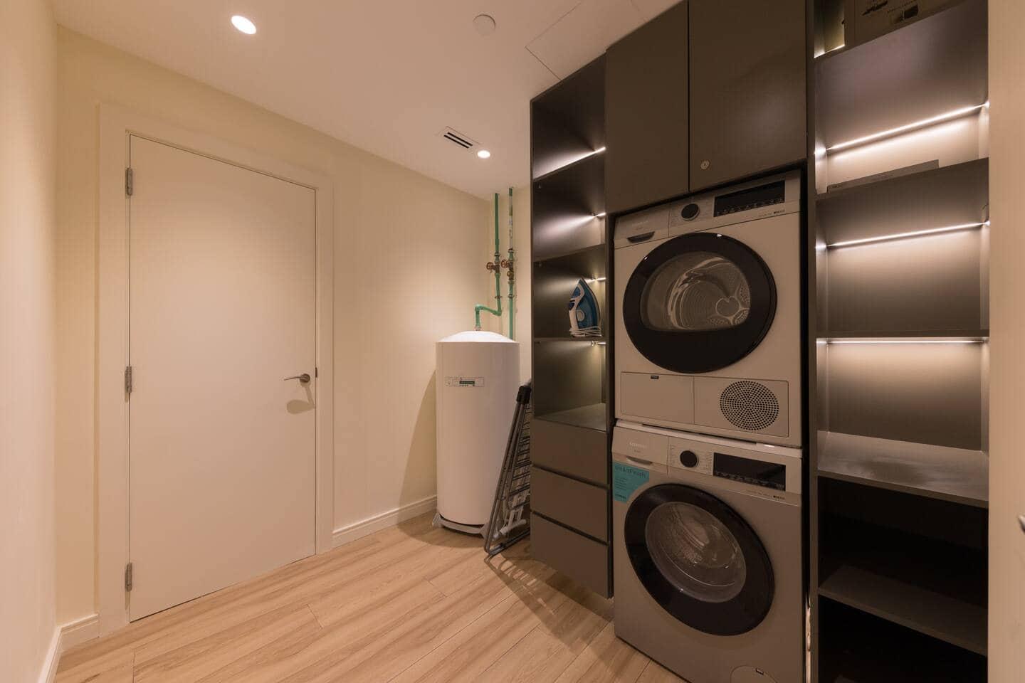 Top-Floor 2BR JBR Apartment with Full Marina View — photo 16