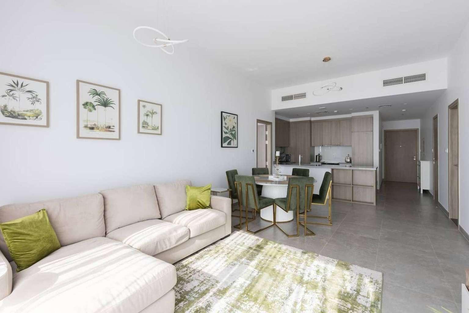 Stella Maris 42nd-Floor 2BR with Dubai Skyline Views 3