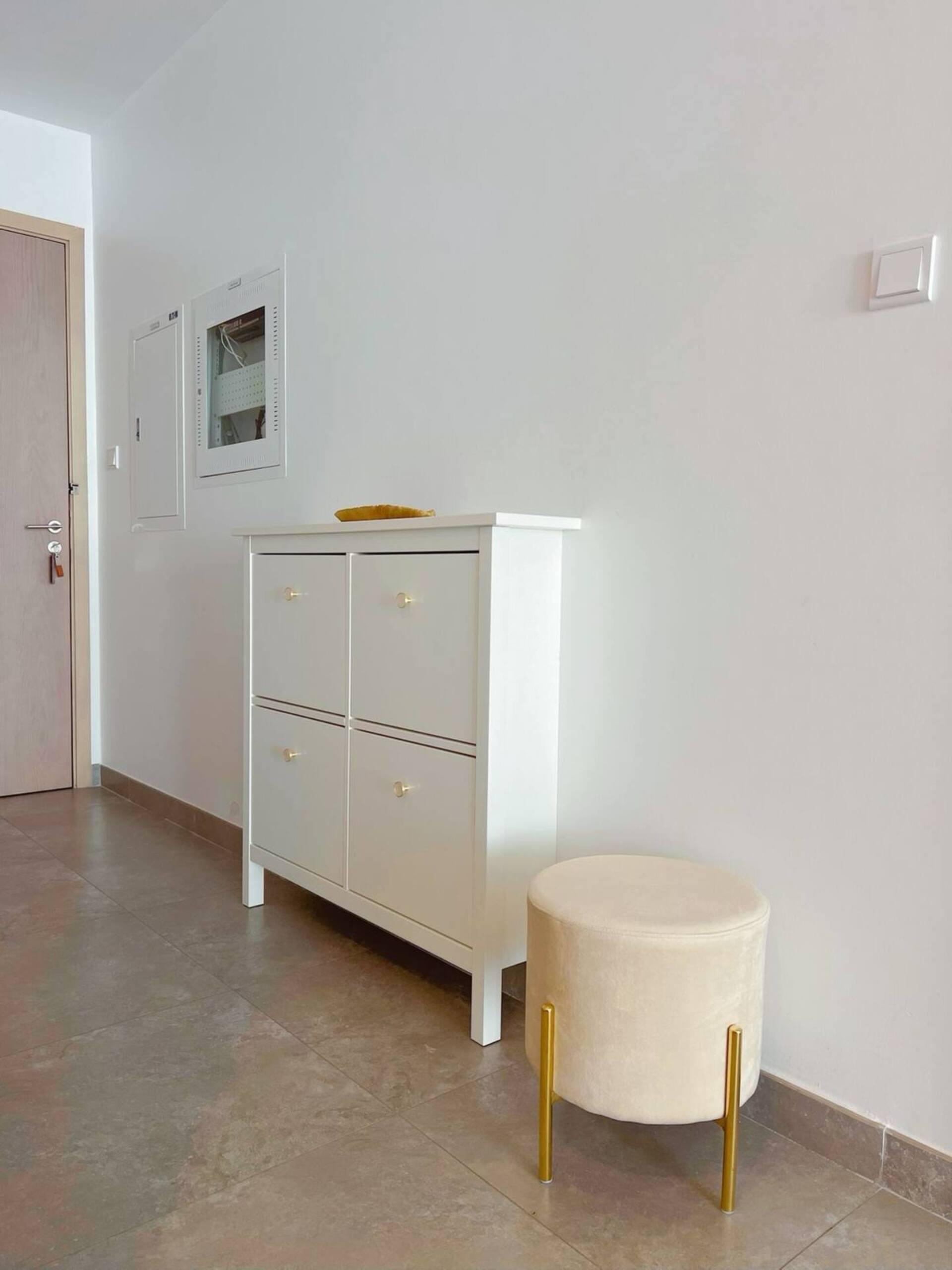 Stella Maris 42nd-Floor 2BR with Dubai Skyline Views — photo 2