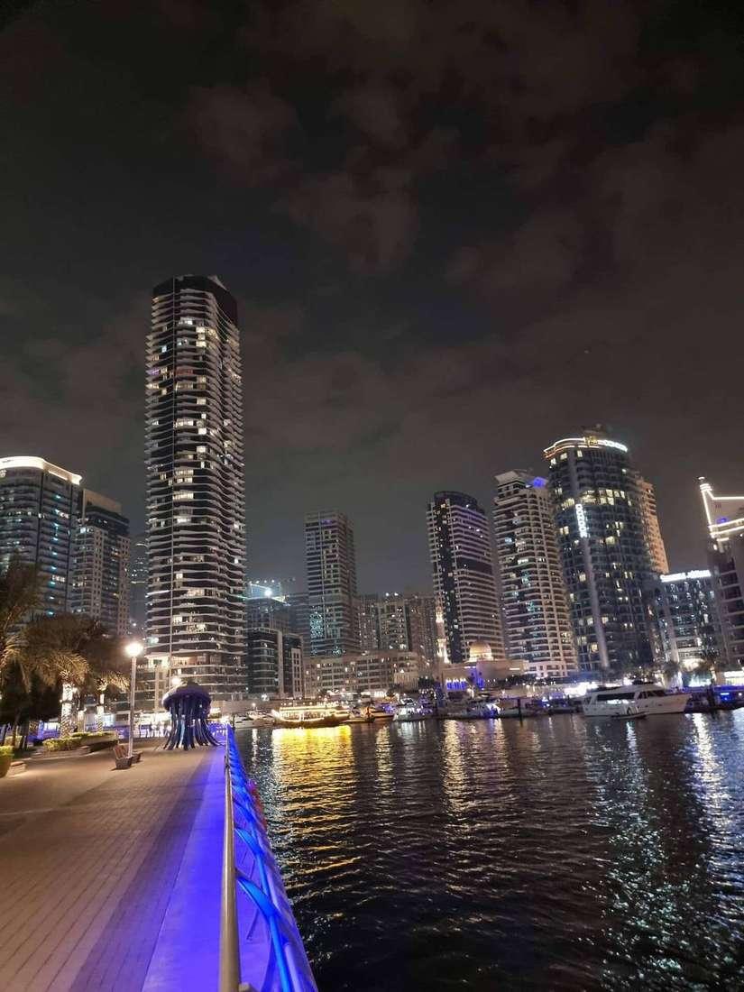 Stella Maris 42nd-Floor 2BR with Dubai Skyline Views — photo 23