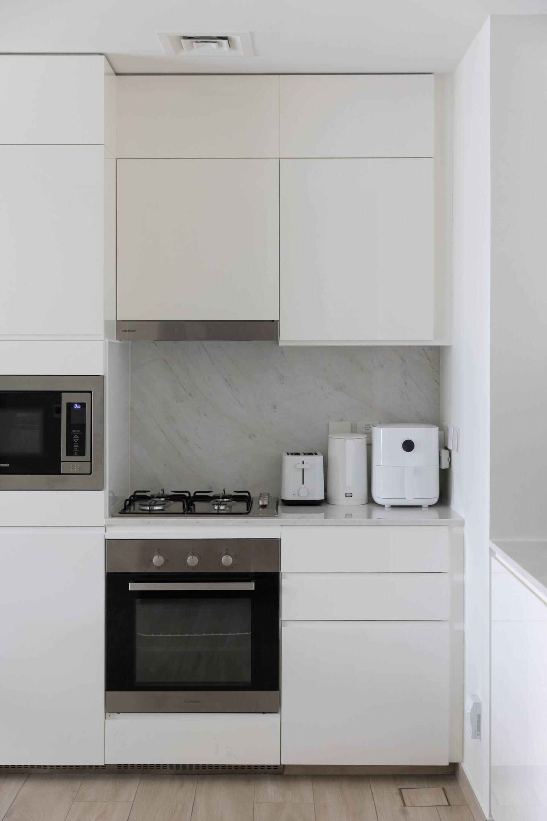 Creek Harbour 1BR Apartment with Skyline & Creek Views — photo 6