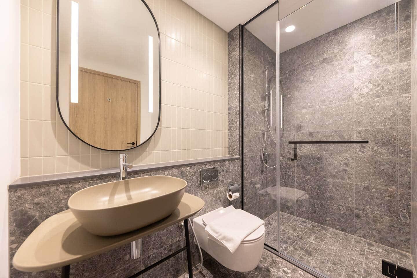 Canal View 1BR Apartment in Business Bay, Peninsula — photo 40