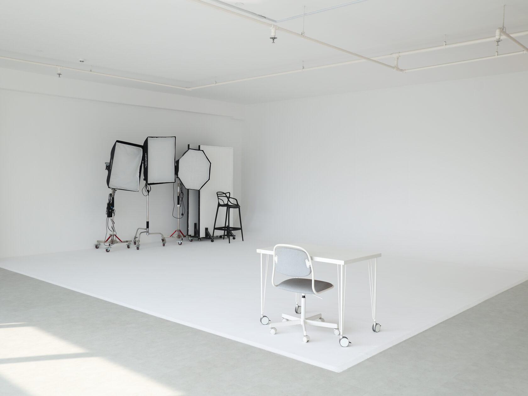 Cement Hall Photo Studio with 7x6m Cyclorama in Barsha Heights — main photo