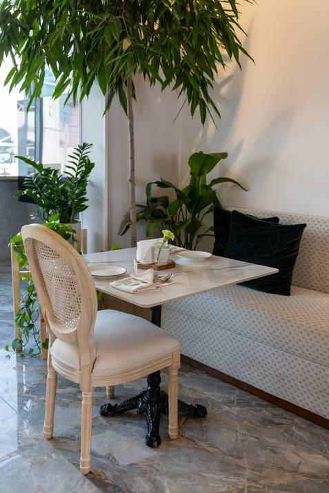 Semi-Private Garden Cafe Space and Flowers Boutique in Al Manara for Events and Photoshoots — photo 24