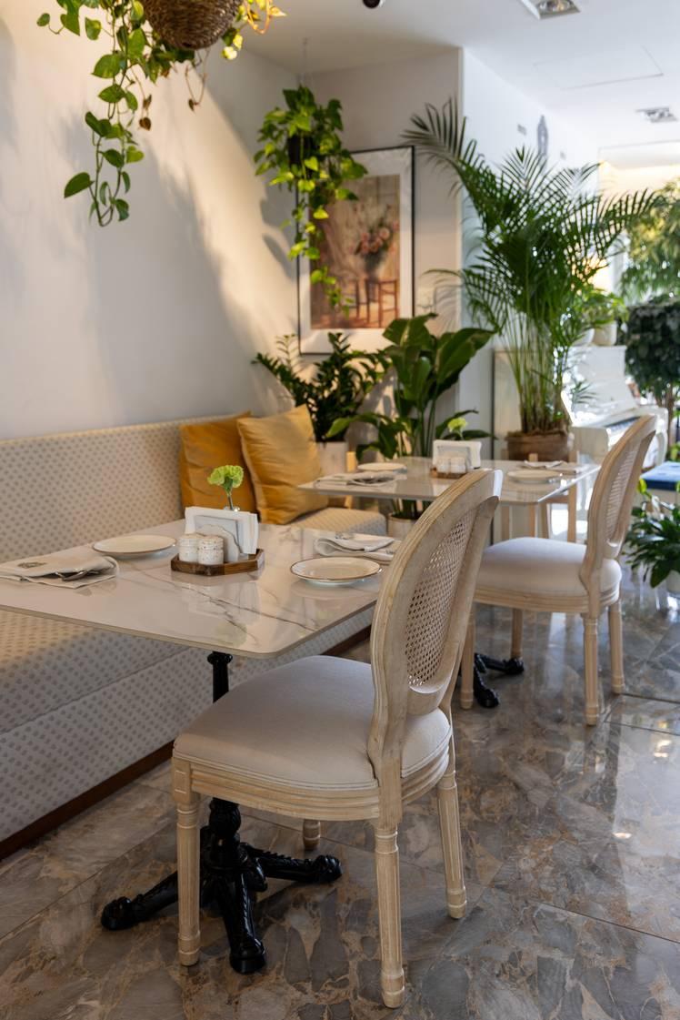 Fully Private Plant-Filled Cafe and Flowers Boutique in Al Manara for Shoots and Events — photo 23