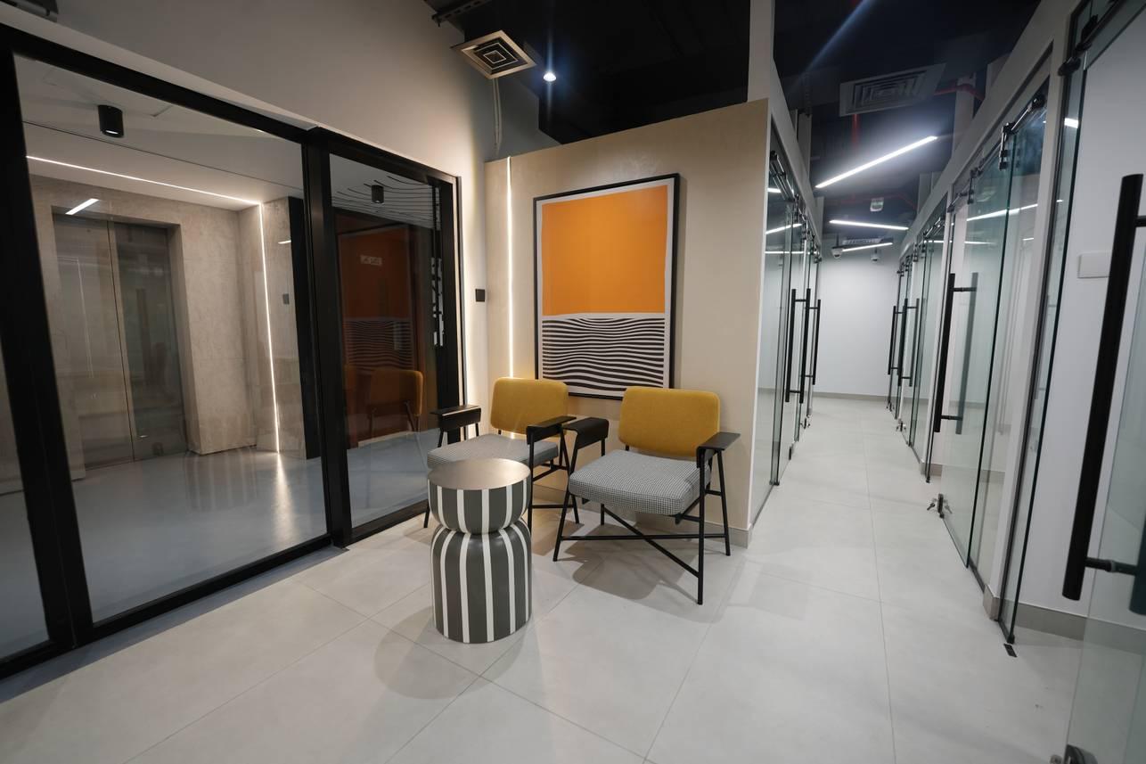 Arena, Podium Stage for Elite Events, Workshops, Networking and Meetups in Al Barsha — photo 6