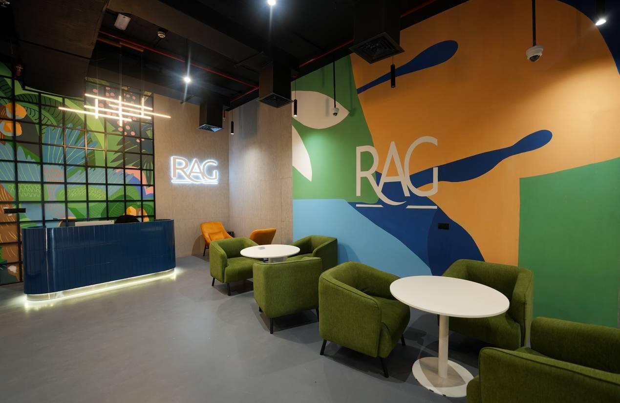 Arena, Podium Stage for Elite Events, Workshops, Networking and Meetups in Al Barsha — photo 4