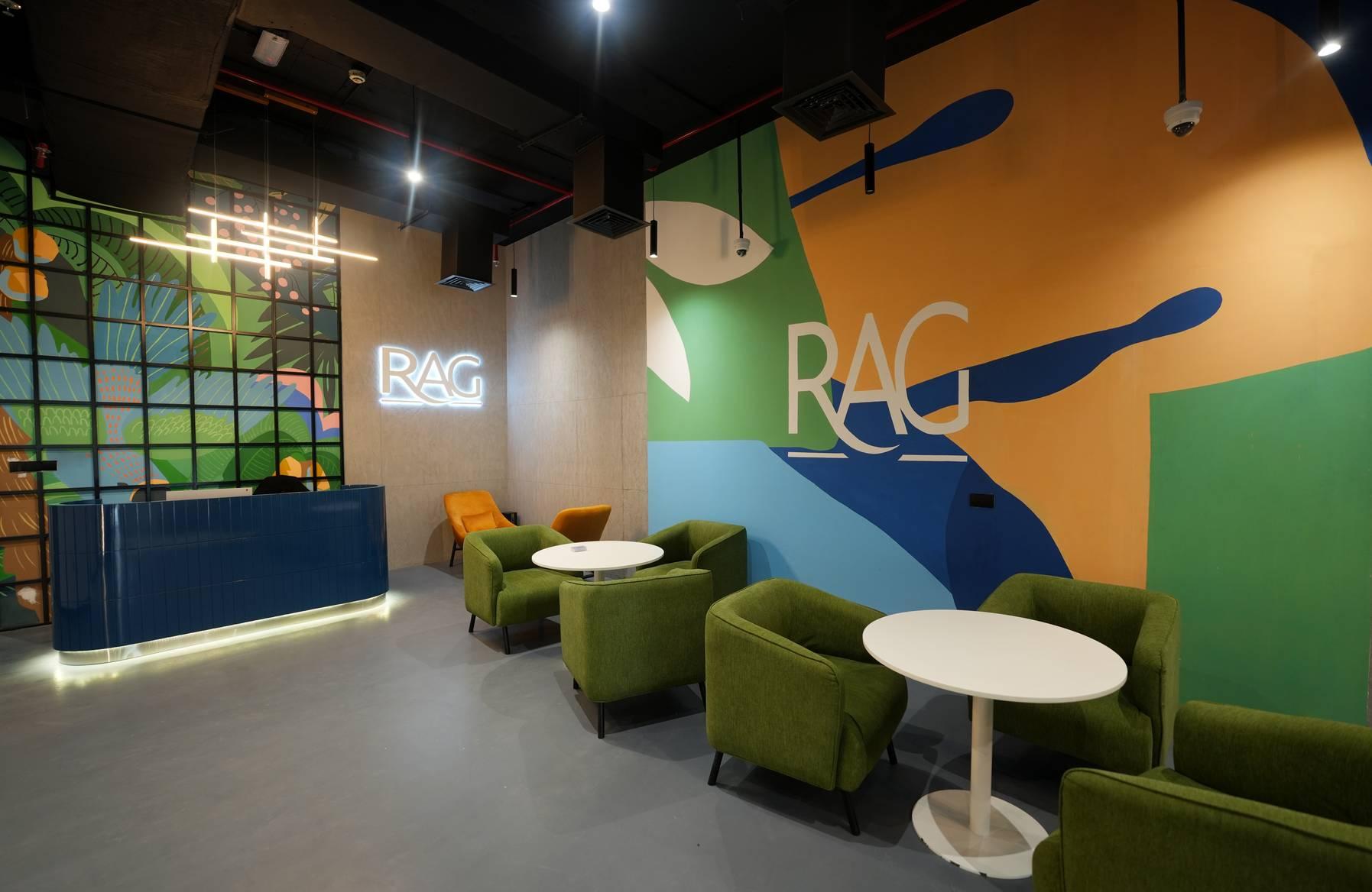 Arena, Podium Stage for Elite Events, Workshops, Networking and Meetups in Al Barsha — photo 4