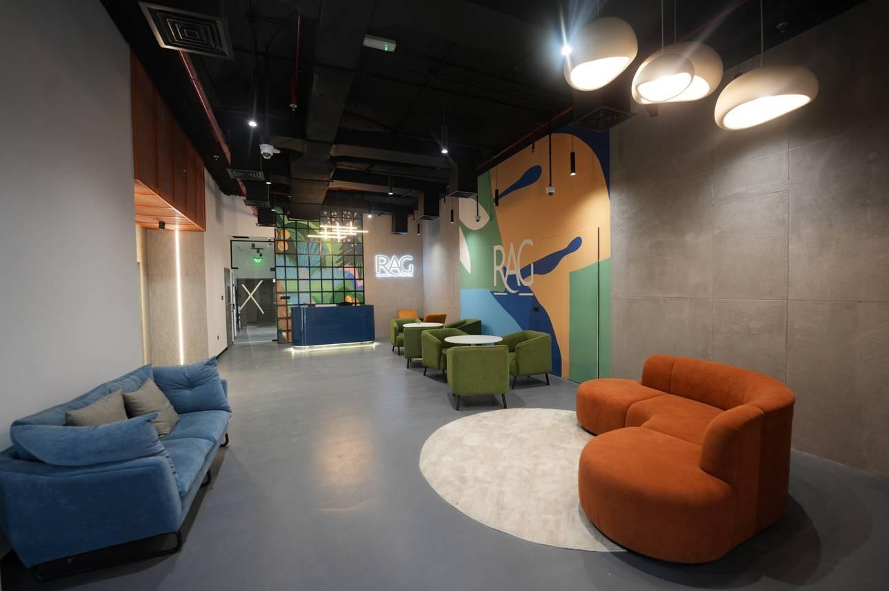 Arena, Podium Stage for Elite Events, Workshops, Networking and Meetups in Al Barsha — photo 3