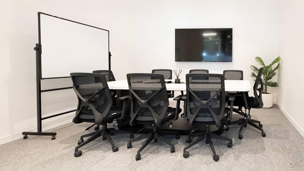 Meeting Rooms for Team Sessions in Trade Center, Dubai (Up to 8 People) — photo 6