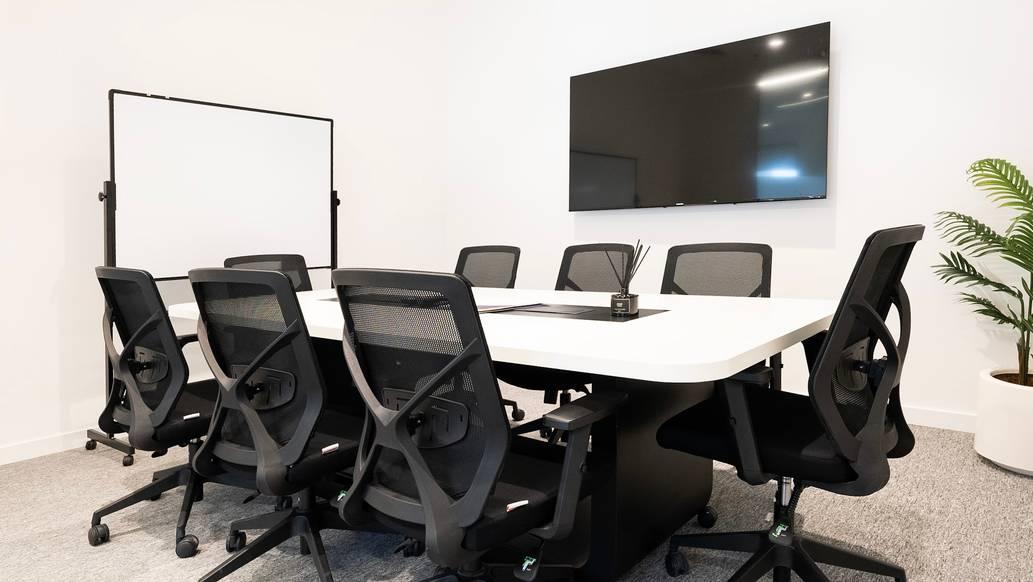 Meeting Rooms for Team Sessions in Trade Center, Dubai (Up to 8 People) — photo 10