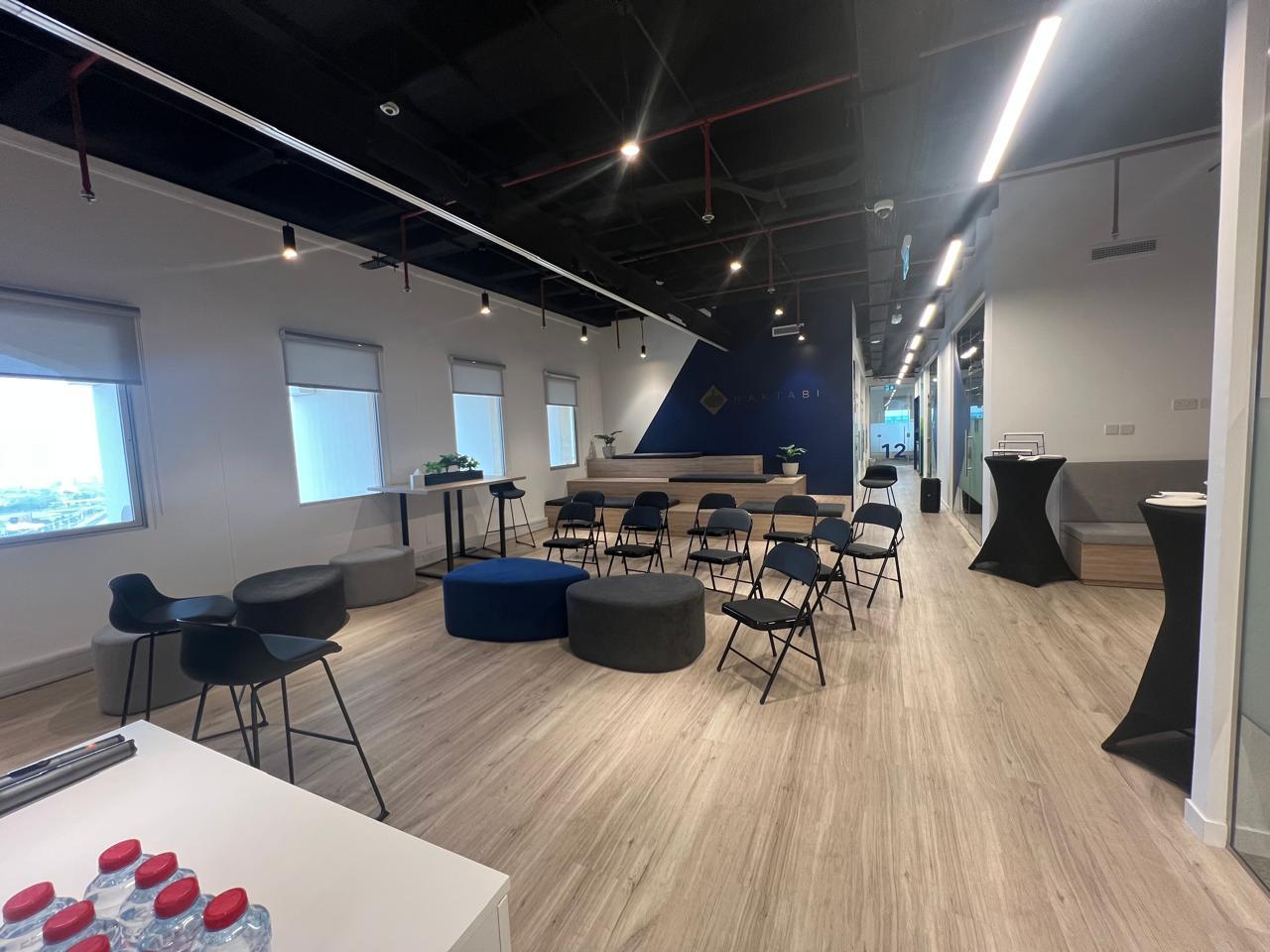 Event Space for 50 Guests in Trade Center, Dubai — photo 18